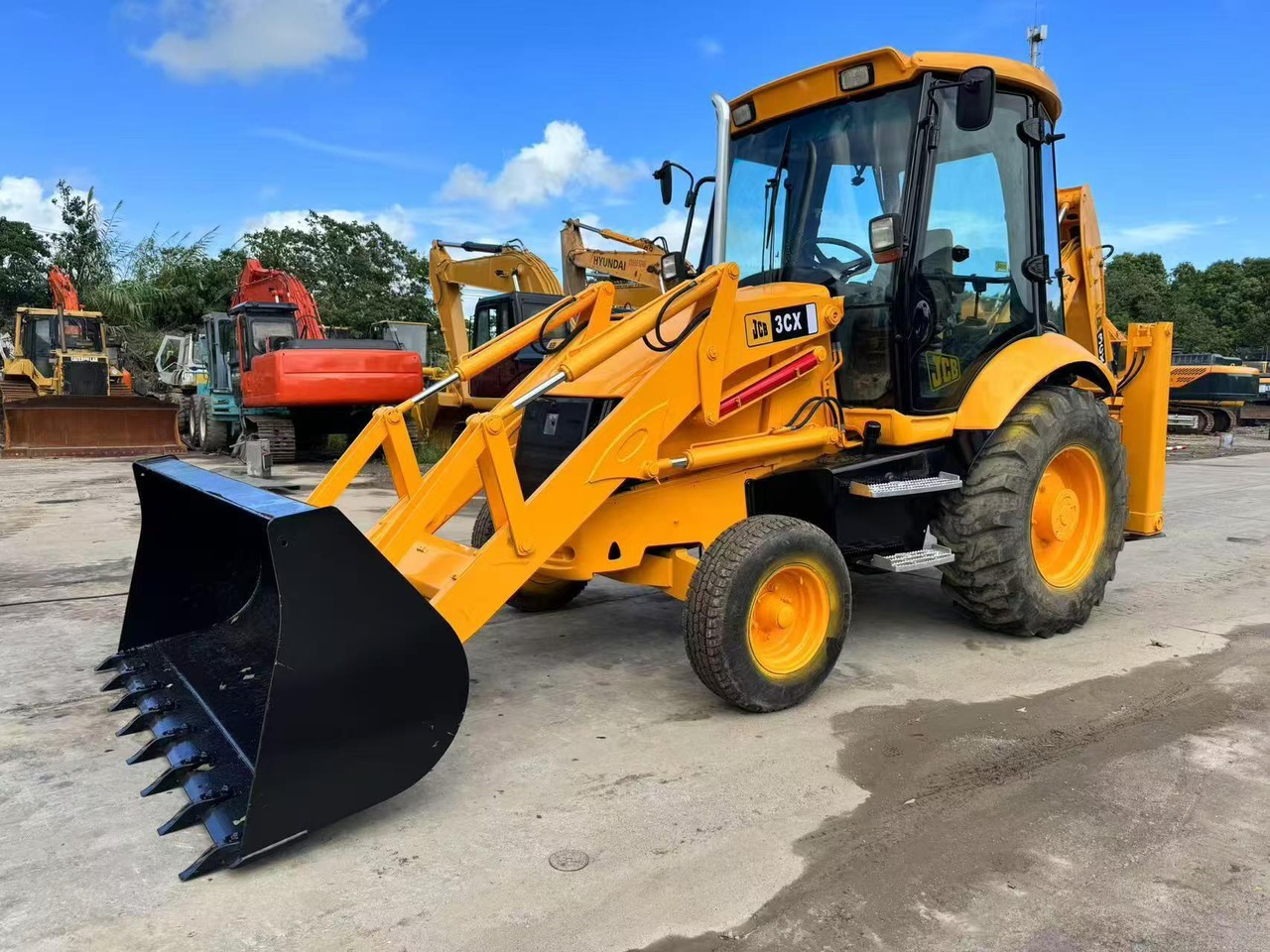 JCB 4x4 Backhoe Loader 3CX Used Condition - Retroexcavadora: foto 1 JCB 4x4 Backhoe Loader 3CX Used Condition - Retroexcavadora: foto 1