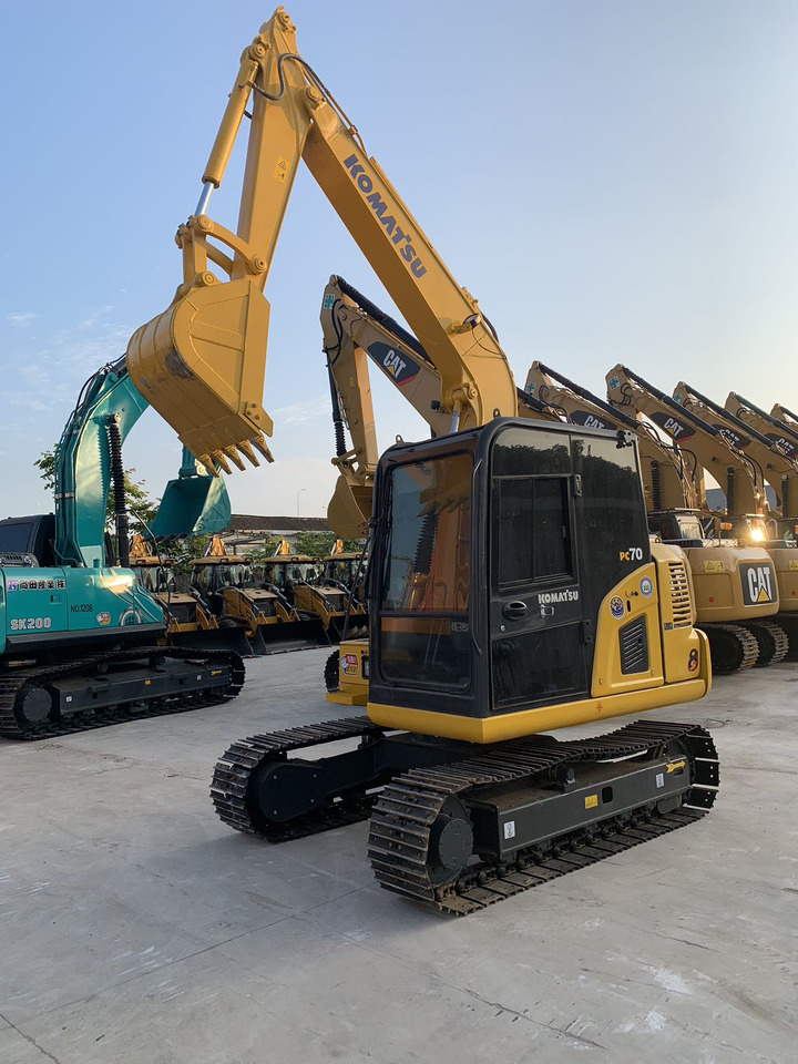 Komatsu Mini Excavator PC70 Japan Origin Good Price - Excavadora de cadenas: foto 3 Komatsu Mini Excavator PC70 Japan Origin Good Price - Excavadora de cadenas: foto 3