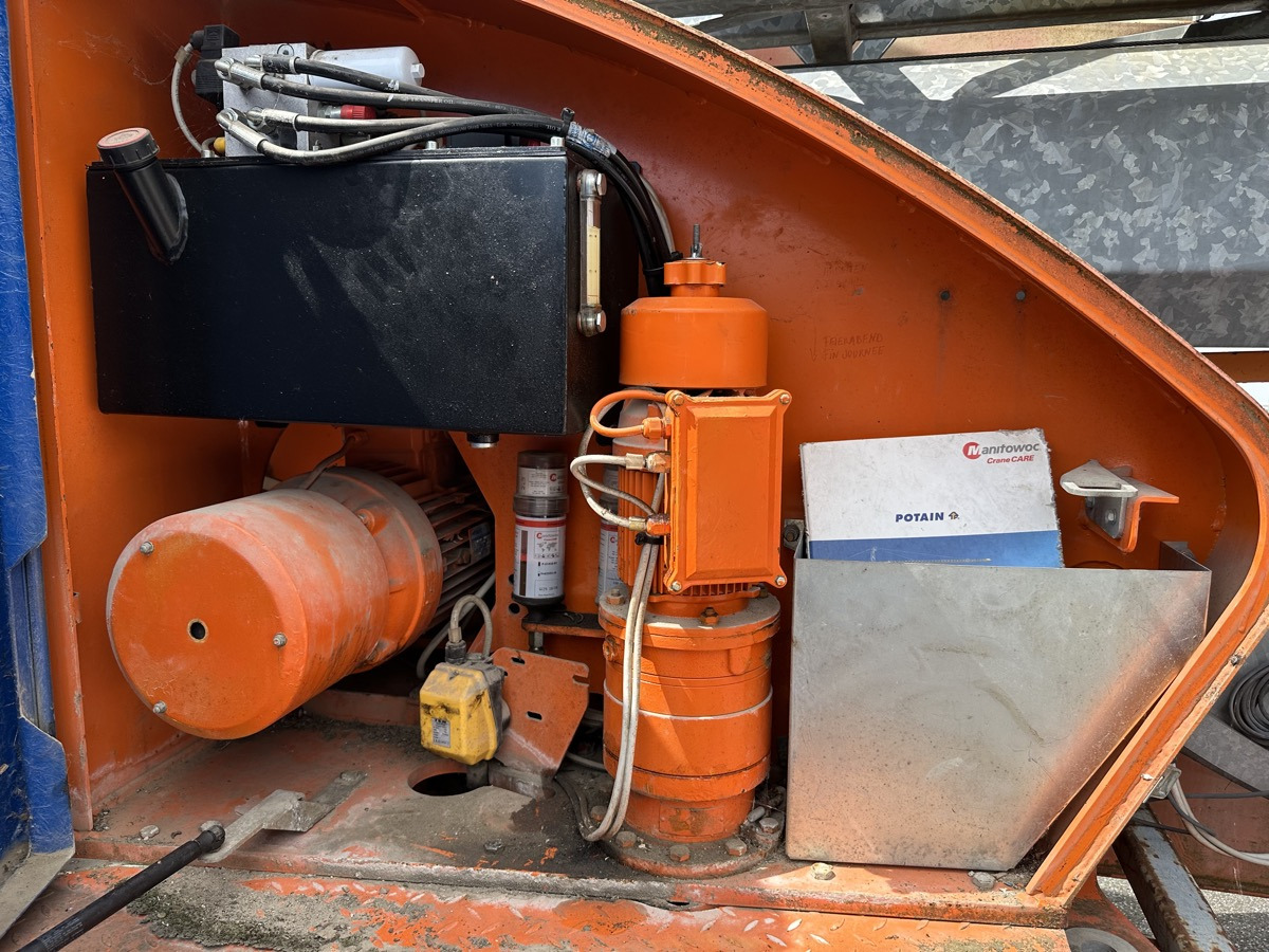 POTAIN IGO 13 - Grúa automontante: foto 3 POTAIN IGO 13 - Grúa automontante: foto 3