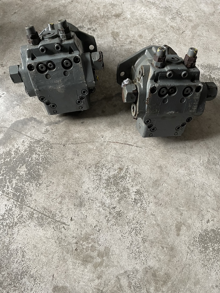LIEBHERR  - Motor hidráulico para Excavadora de cadenas: foto 1 LIEBHERR  - Motor hidráulico para Excavadora de cadenas: foto 1