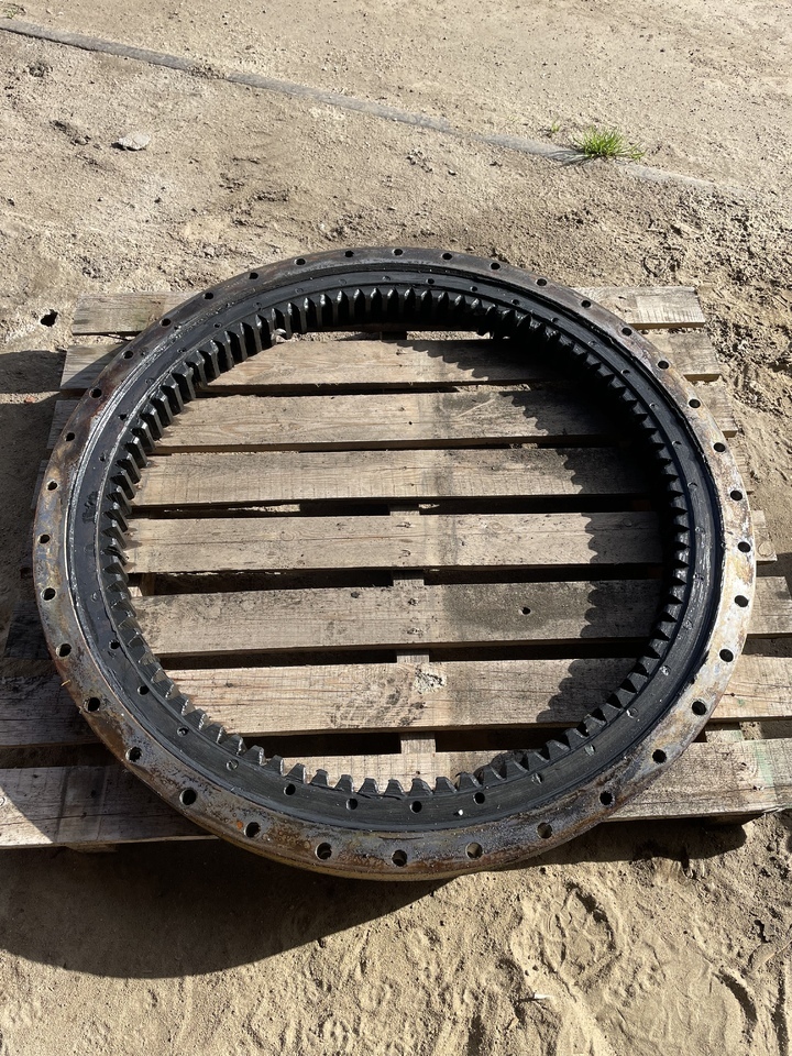 NEW HOLLAND MH PLUS - Corona de giro: foto 1 NEW HOLLAND MH PLUS - Corona de giro: foto 1