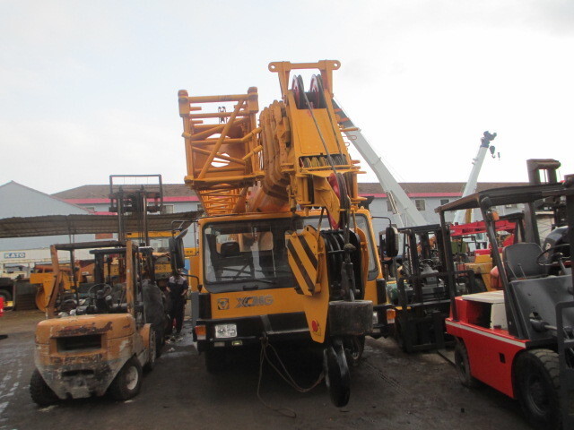 XCMG QY70K - Autogrúa: foto 2 XCMG QY70K - Autogrúa: foto 2