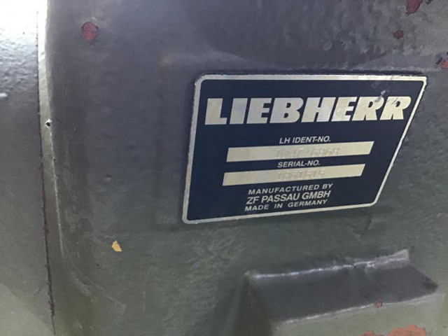 Liebherr A904C Li / A920 / A924C Li / LH30 M - Eje delantero: foto 4 Liebherr A904C Li / A920 / A924C Li / LH30 M - Eje delantero: foto 4