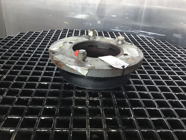 Liebherr Brake Housing - Piezas de freno: foto 1 Liebherr Brake Housing - Piezas de freno: foto 1