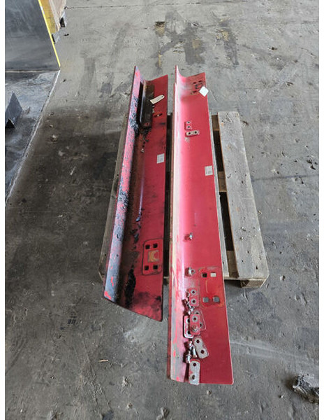 Liebherr Covering right - Parachoques: foto 3 Liebherr Covering right - Parachoques: foto 3