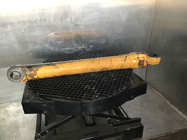 Liebherr Cylinder - Cilindro hidráulico: foto 2 Liebherr Cylinder - Cilindro hidráulico: foto 2