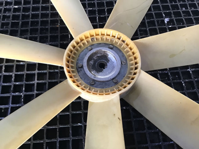 Liebherr Fan Blade - Sistema de refrigeración: foto 3 Liebherr Fan Blade - Sistema de refrigeración: foto 3