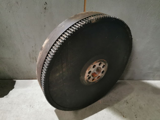 Liebherr Flywheel - Volante de inercia: foto 5 Liebherr Flywheel - Volante de inercia: foto 5