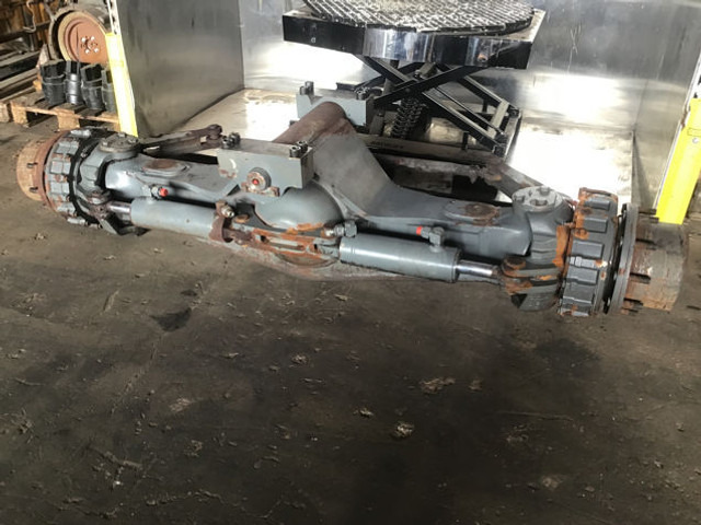 Liebherr Front Axle - Eje delantero: foto 2 Liebherr Front Axle - Eje delantero: foto 2