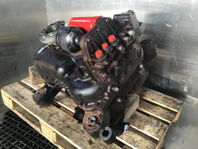 Liebherr L544 / L554 / L556 / L566 / L574 - Caja de cambios: foto 1 Liebherr L544 / L554 / L556 / L566 / L574 - Caja de cambios: foto 1