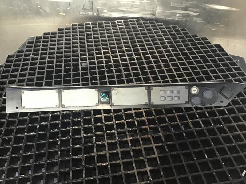 Liebherr LH35 M - Salpicadero: foto 3 Liebherr LH35 M - Salpicadero: foto 3