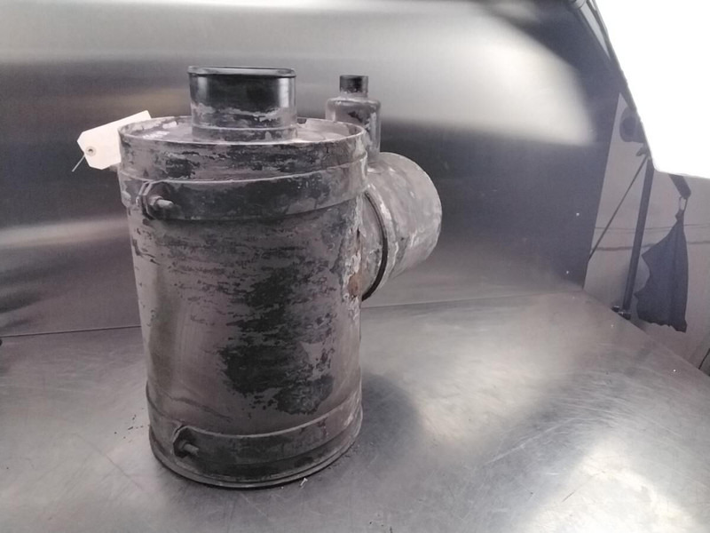 Liebherr LR632 / LR632 B - Filtro de aire: foto 1 Liebherr LR632 / LR632 B - Filtro de aire: foto 1