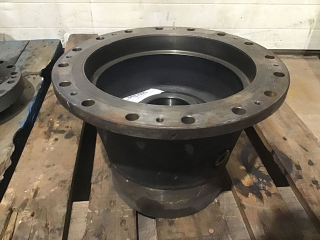 Liebherr Output Shaft Housing - Cubo: foto 1 Liebherr Output Shaft Housing - Cubo: foto 1