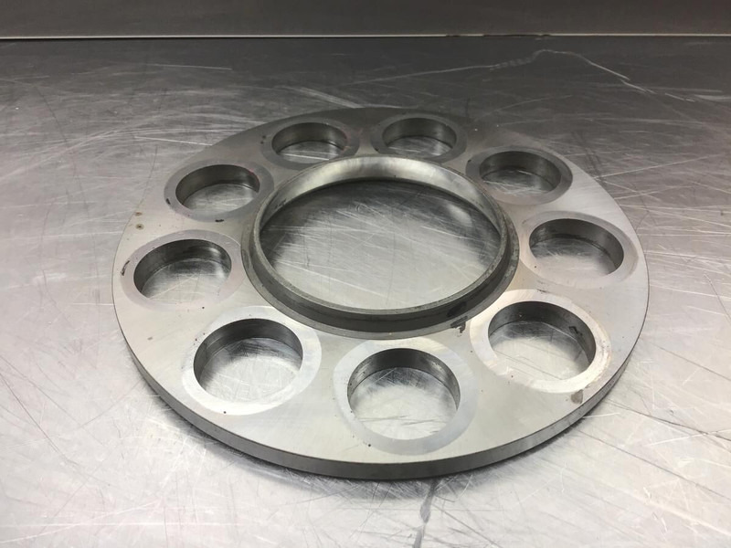 Liebherr Pull Back Plate - Llanta: foto 3 Liebherr Pull Back Plate - Llanta: foto 3