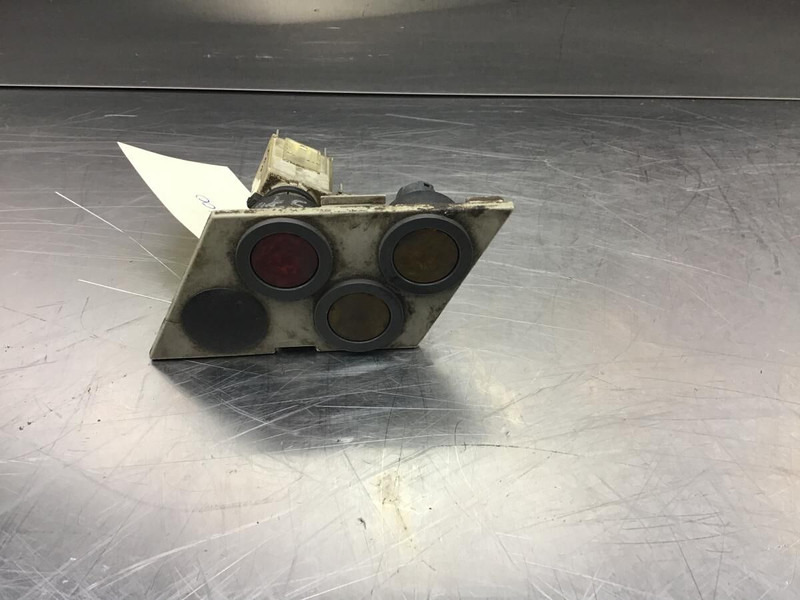 Liebherr Switch Module - Salpicadero: foto 2 Liebherr Switch Module - Salpicadero: foto 2