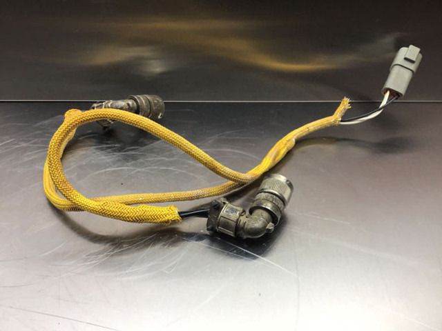 Liebherr Wire Harness - Cables/ Alambres: foto 1 Liebherr Wire Harness - Cables/ Alambres: foto 1