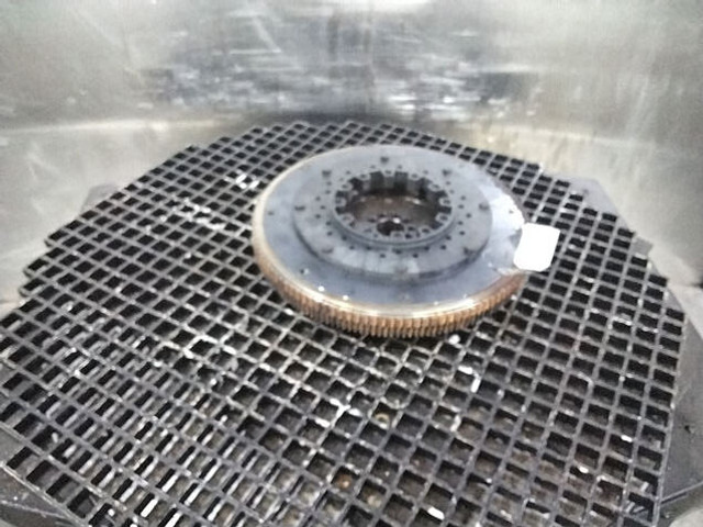 Liebherr flywheel - Volante de inercia: foto 4 Liebherr flywheel - Volante de inercia: foto 4