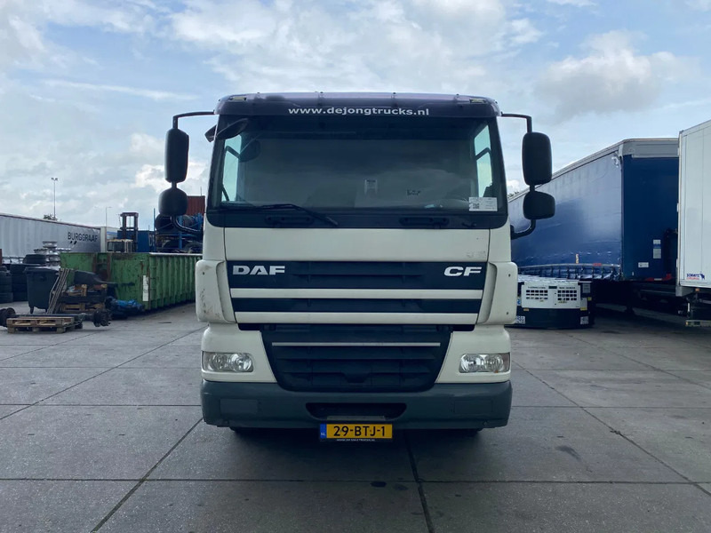 DAF CF 85.410 Sleepcab / ENGINE DAMAGE / ADR / Euro-5 - Cabeza tractora: foto 2 DAF CF 85.410 Sleepcab / ENGINE DAMAGE / ADR / Euro-5 - Cabeza tractora: foto 2