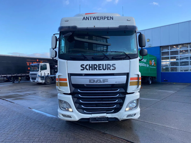 DAF XF 106.440 SC / Automatic - Cabeza tractora: foto 2 DAF XF 106.440 SC / Automatic - Cabeza tractora: foto 2