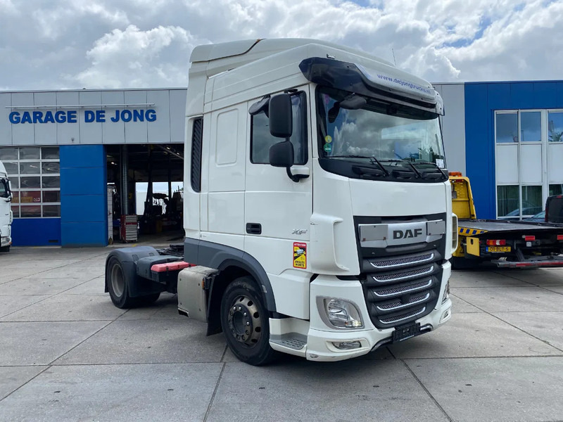 DAF XF 106.450 SC / Automatic / Euro 6 - Cabeza tractora: foto 3 DAF XF 106.450 SC / Automatic / Euro 6 - Cabeza tractora: foto 3