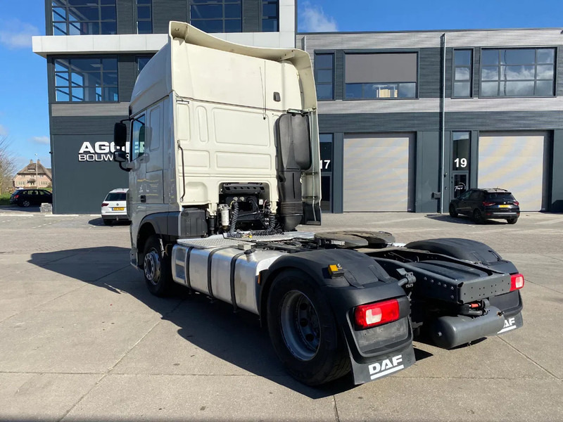 DAF XF 106.460 SSC / Retarder / 2x Tank - Cabeza tractora: foto 3 DAF XF 106.460 SSC / Retarder / 2x Tank - Cabeza tractora: foto 3