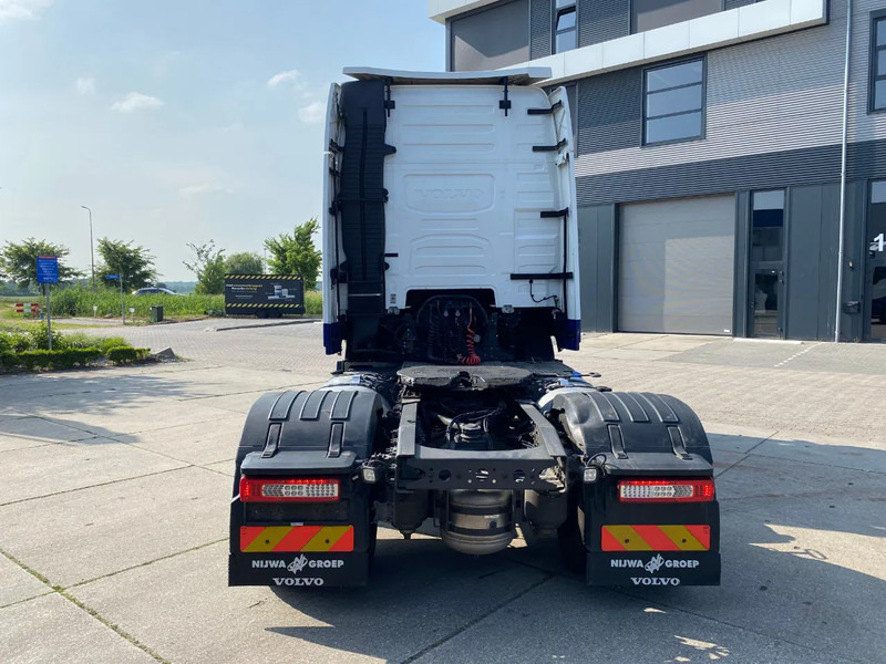 Volvo FH 13.500 Globetrotter XL / I-parkCool / 2x Tank - Cabeza tractora: foto 5 Volvo FH 13.500 Globetrotter XL / I-parkCool / 2x Tank - Cabeza tractora: foto 5