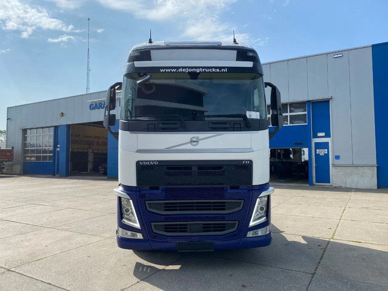 Volvo FH 13.500 Globetrotter XL / I-parkCool / 2x Tank - Cabeza tractora: foto 2 Volvo FH 13.500 Globetrotter XL / I-parkCool / 2x Tank - Cabeza tractora: foto 2