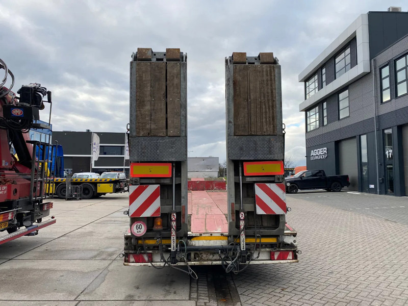 Faymonville Max Trailer F-S44-1A1Y / Extendable / Hydraulic Ramps / 58 Ton / 2x Steering Axle - Semirremolque góndola rebajadas: foto 2 Faymonville Max Trailer F-S44-1A1Y / Extendable / Hydraulic Ramps / 58 Ton / 2x Steering Axle - Semirremolque góndola rebajadas: foto 2