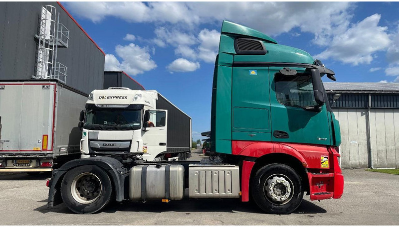 Mercedes-Benz Actros 1845 RETARDER - Cabeza tractora: foto 4 Mercedes-Benz Actros 1845 RETARDER - Cabeza tractora: foto 4