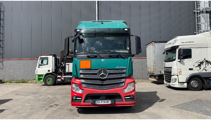 Mercedes-Benz Actros 1845 RETARDER - Cabeza tractora: foto 2 Mercedes-Benz Actros 1845 RETARDER - Cabeza tractora: foto 2
