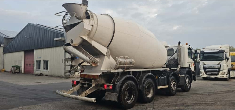 Scania P410 Mixer 9m3 LIEBHERR - Camión hormigonera: foto 5 Scania P410 Mixer 9m3 LIEBHERR - Camión hormigonera: foto 5