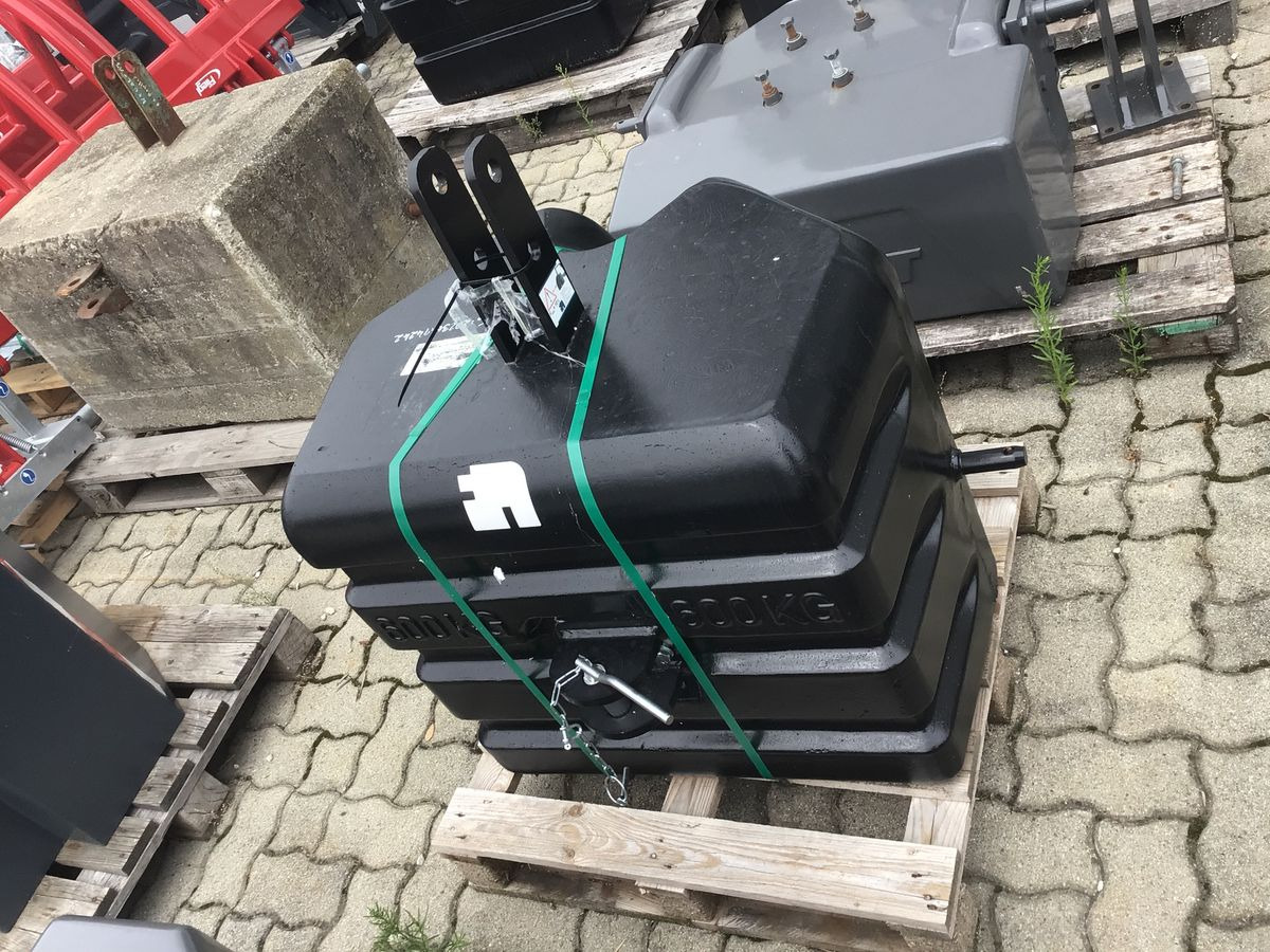 Fliegl 600kg - Contrapeso: foto 1 Fliegl 600kg - Contrapeso: foto 1
