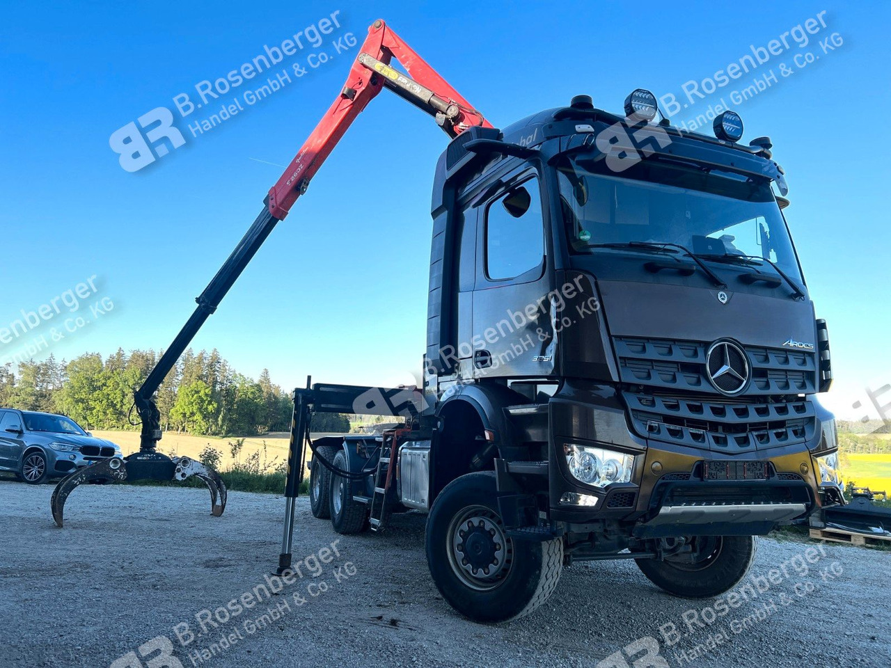 Mercedes-Benz Arocs 3351 6x6 Palfinger Epsilon S260Z96 - Camión forestal, Camión grúa: foto 1 Mercedes-Benz Arocs 3351 6x6 Palfinger Epsilon S260Z96 - Camión forestal, Camión grúa: foto 1