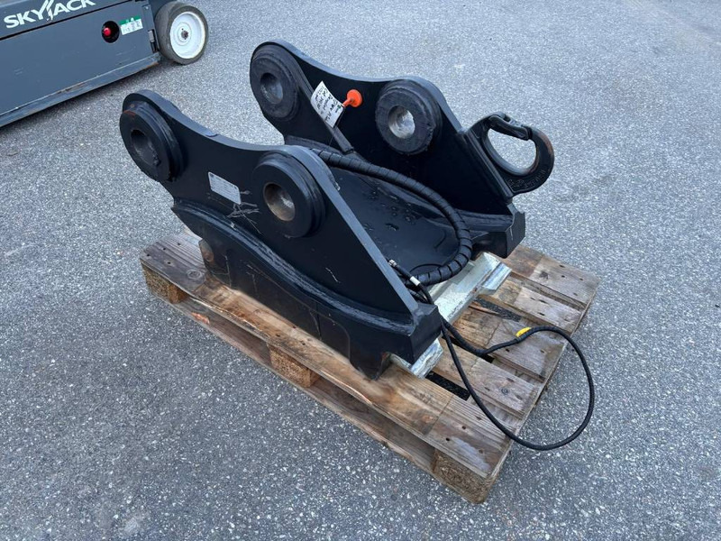 Cat S 80 Quick Coupler - Acoplamiento rápido para Maquinaria de construcción: foto 3 Cat S 80 Quick Coupler - Acoplamiento rápido para Maquinaria de construcción: foto 3