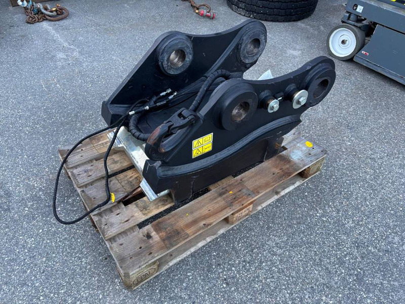 Cat S 80 Quick Coupler - Acoplamiento rápido para Maquinaria de construcción: foto 2 Cat S 80 Quick Coupler - Acoplamiento rápido para Maquinaria de construcción: foto 2