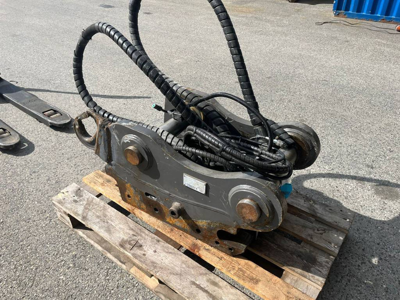 SMP ST28 / FOC70 - Acoplamiento rápido para Maquinaria de construcción: foto 4 SMP ST28 / FOC70 - Acoplamiento rápido para Maquinaria de construcción: foto 4