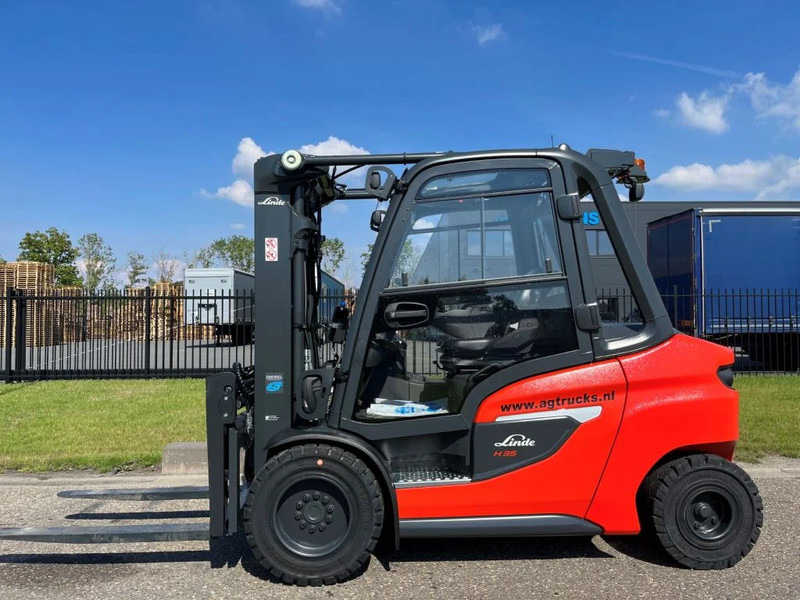 Linde H35D-01 - Carretilla elevadora diésel: foto 2 Linde H35D-01 - Carretilla elevadora diésel: foto 2