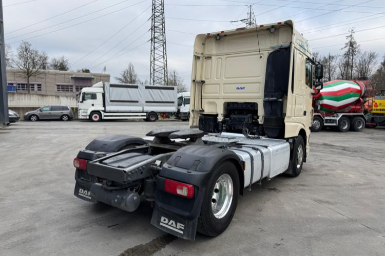 DAF XF460 4x2 - Cabeza tractora: foto 5 DAF XF460 4x2 - Cabeza tractora: foto 5
