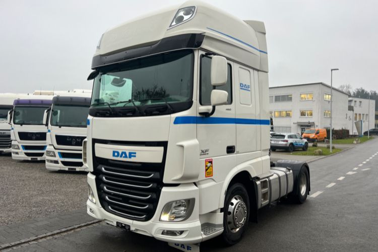 DAF XF460 SUPERSPACE - Cabeza tractora: foto 1 DAF XF460 SUPERSPACE - Cabeza tractora: foto 1