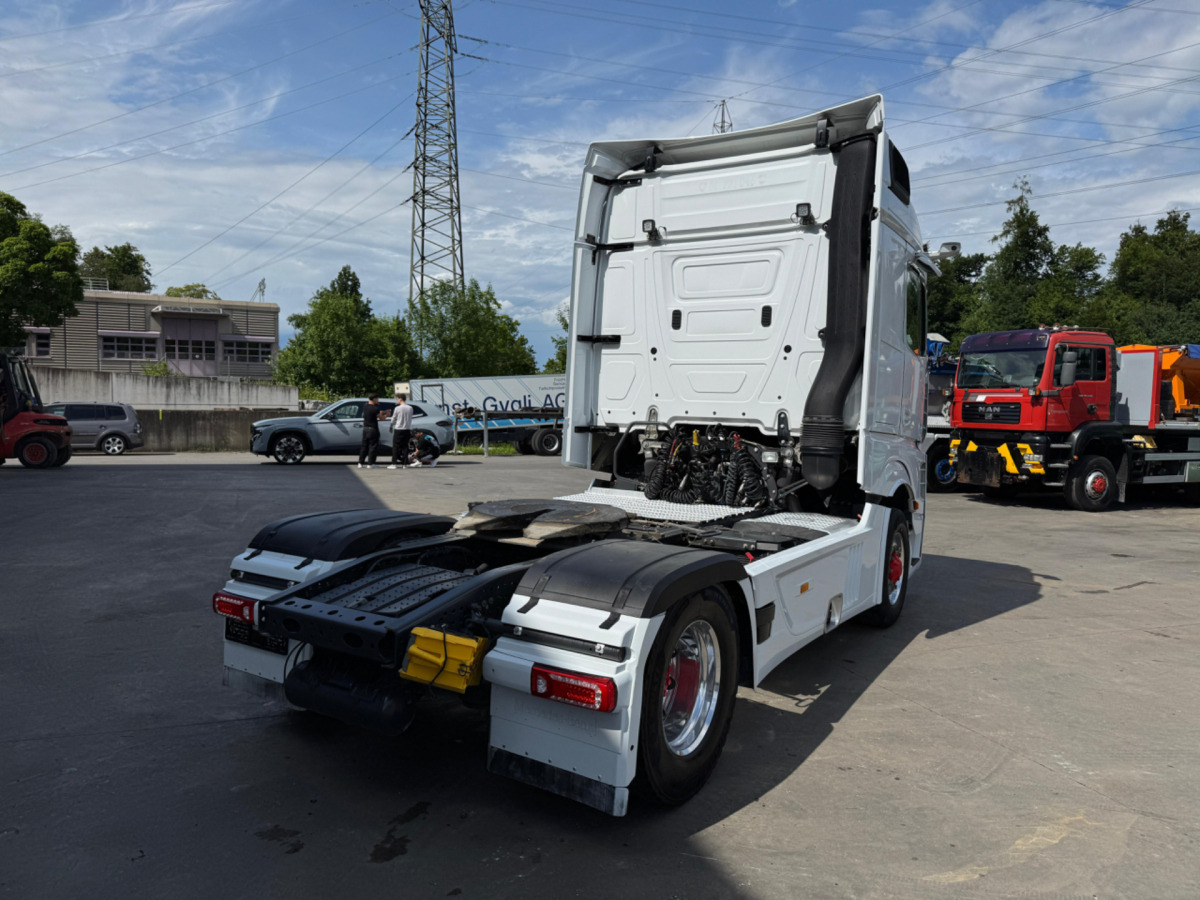 MERCEDES Actros 1851 4x4 Hydraulik - Cabeza tractora: foto 5 MERCEDES Actros 1851 4x4 Hydraulik - Cabeza tractora: foto 5
