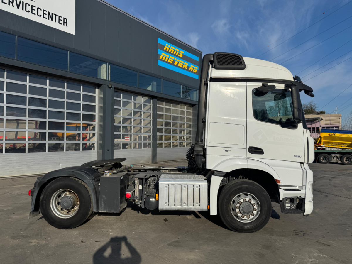 MERCEDES Arocs 1851 4x4H Kipphydraulik - Cabeza tractora: foto 3 MERCEDES Arocs 1851 4x4H Kipphydraulik - Cabeza tractora: foto 3
