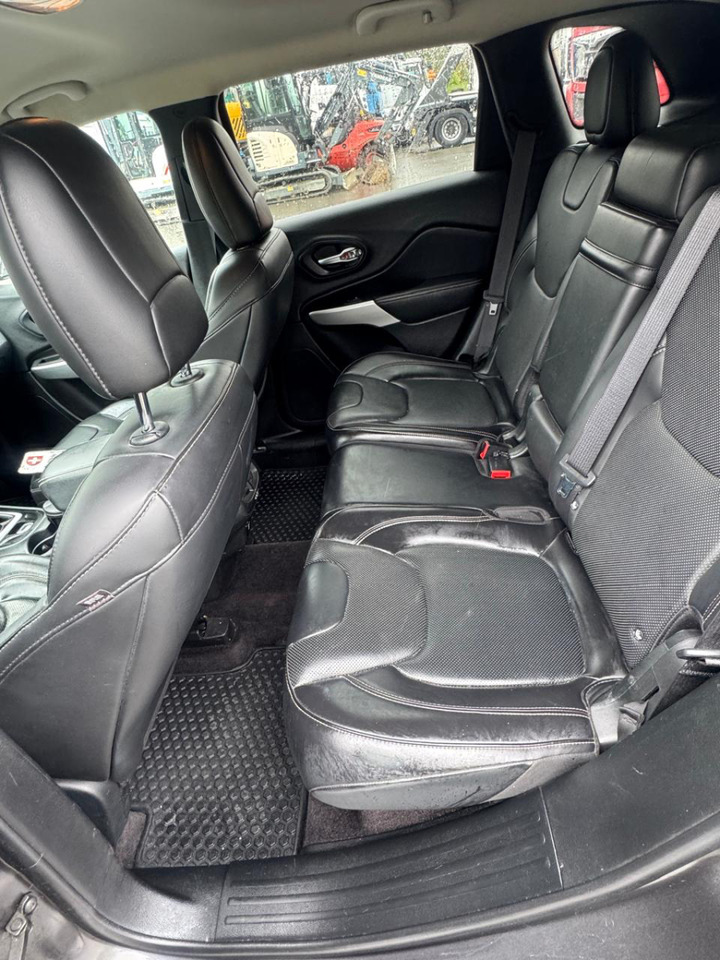 Leasing de JEEP Cherokee 2.2 TD JEEP Cherokee 2.2 TD: foto 7