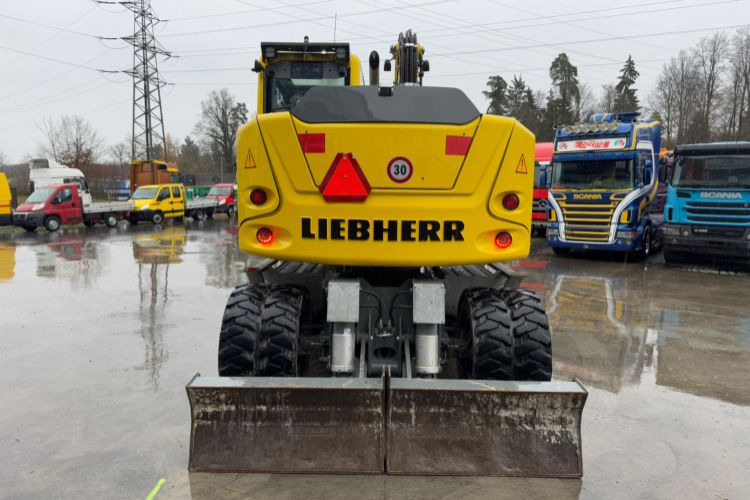 Liebherr 910 Compact Litronic Powertilt - Excavadora de ruedas: foto 5 Liebherr 910 Compact Litronic Powertilt - Excavadora de ruedas: foto 5