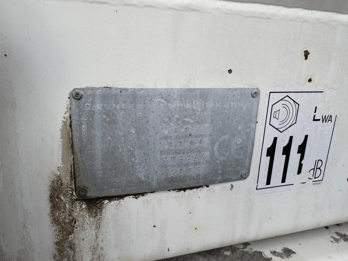 Camión hormigonera MAN TGS 32.440 8x4 Liebherr 9m3: foto 11 Camión hormigonera MAN TGS 32.440 8x4 Liebherr 9m3: foto 11