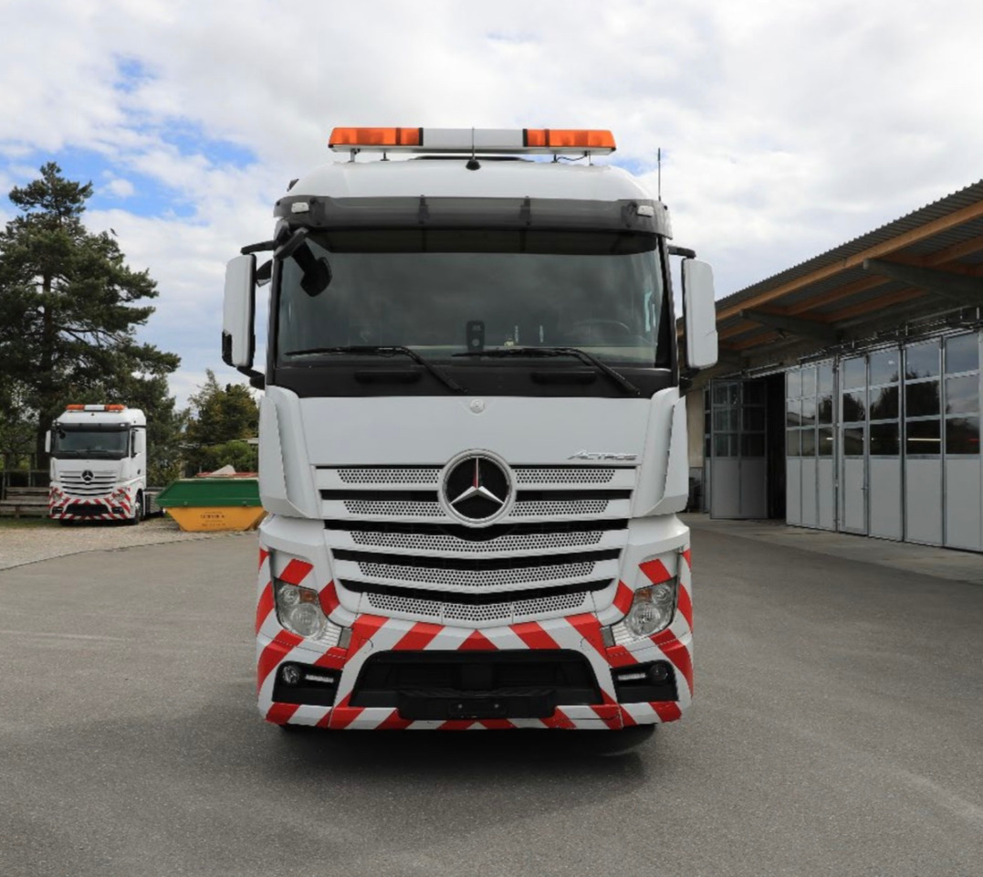 MERCEDES Actros 2548 6x2 - Camión chasis: foto 2 MERCEDES Actros 2548 6x2 - Camión chasis: foto 2