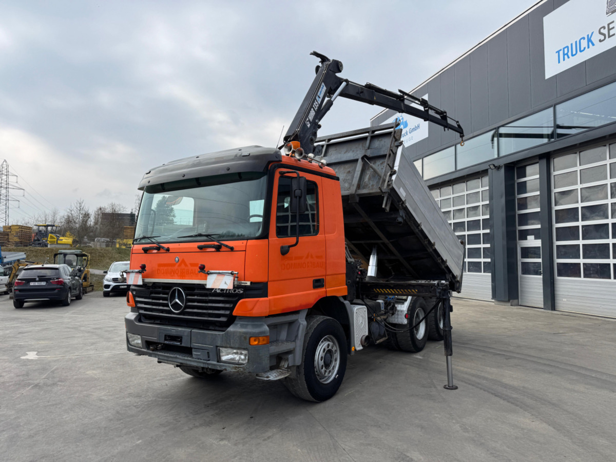 MERCEDES Actros 2653 V8 Hiab 135-4 - Camión grúa: foto 1 MERCEDES Actros 2653 V8 Hiab 135-4 - Camión grúa: foto 1