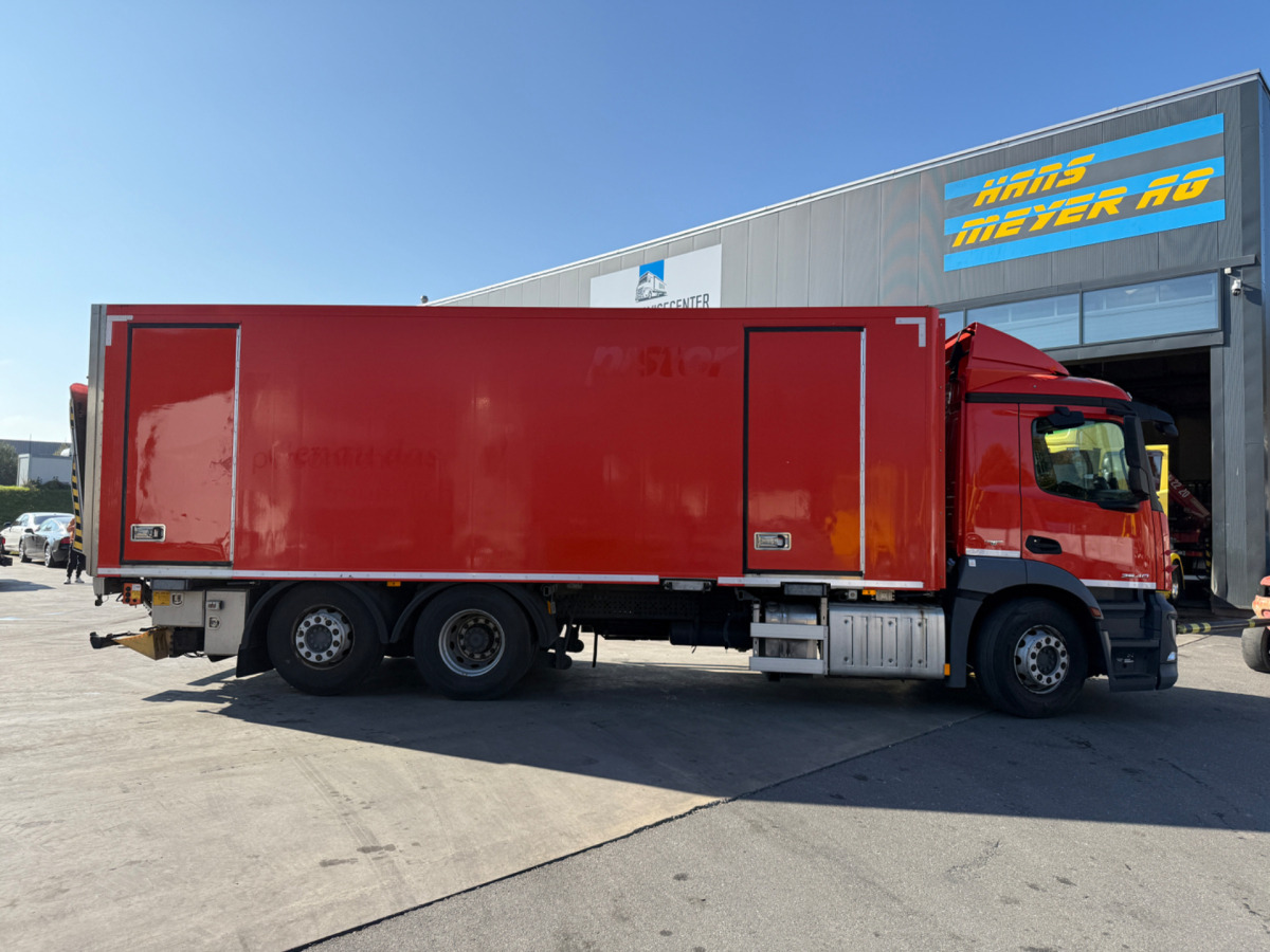 MERCEDES Antos 2540 6x2 (Engine defect) - Camión caja cerrada: foto 4 MERCEDES Antos 2540 6x2 (Engine defect) - Camión caja cerrada: foto 4