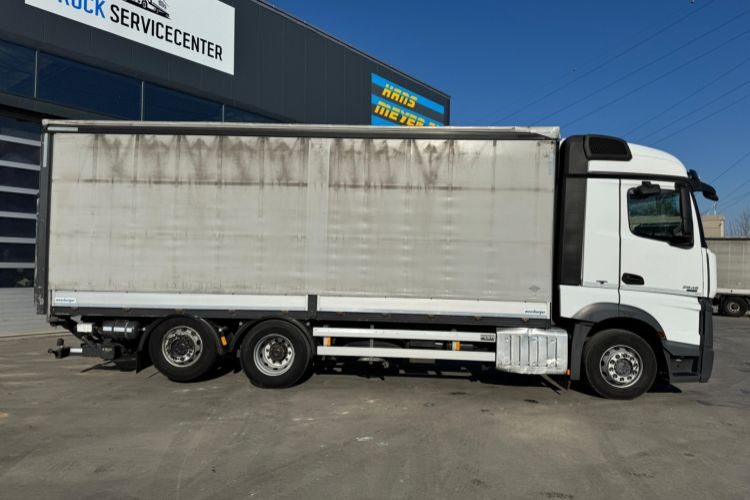 Mercedes-Benz Actros 2545 6x2 - Camión lona: foto 4 Mercedes-Benz Actros 2545 6x2 - Camión lona: foto 4