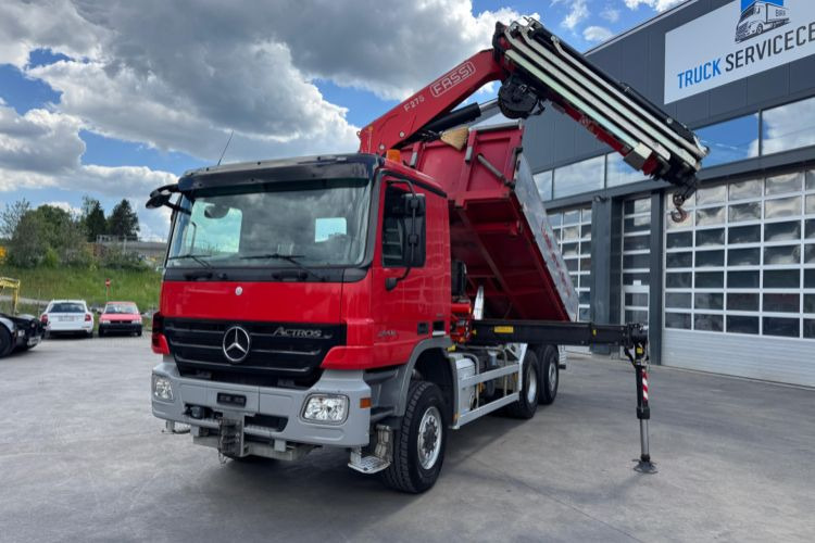 Mercedes-Benz Actros 2646 6x4/4 Fassi 275-8 Kipper - Camión grúa: foto 1 Mercedes-Benz Actros 2646 6x4/4 Fassi 275-8 Kipper - Camión grúa: foto 1