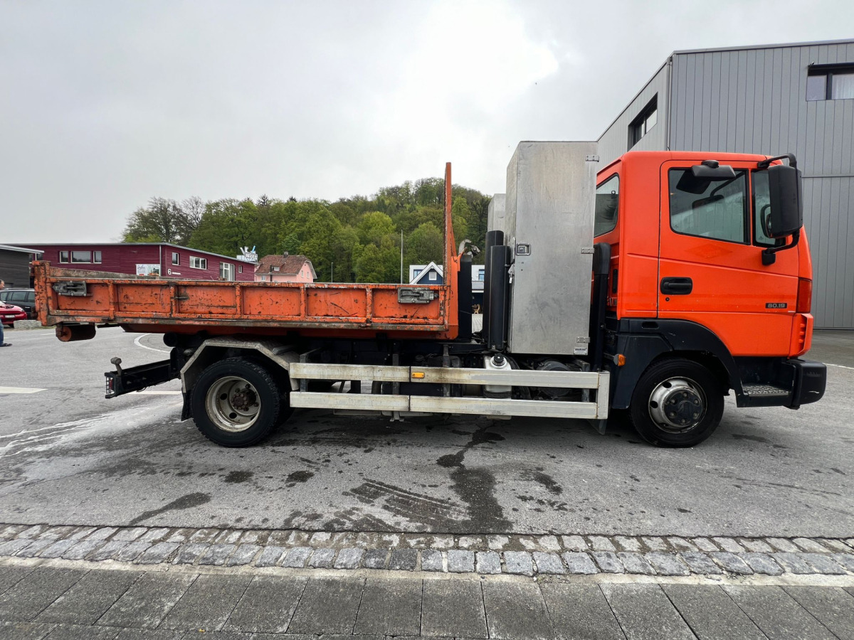 NISSAN Atleon 80.19 4x2 Hooklift - Camión multibasculante: foto 5 NISSAN Atleon 80.19 4x2 Hooklift - Camión multibasculante: foto 5